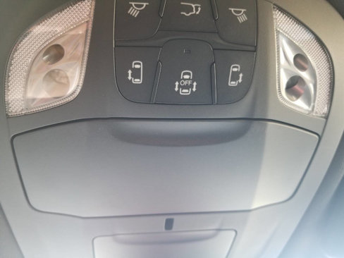 New 2026 Chrysler Pacifica Select image 33