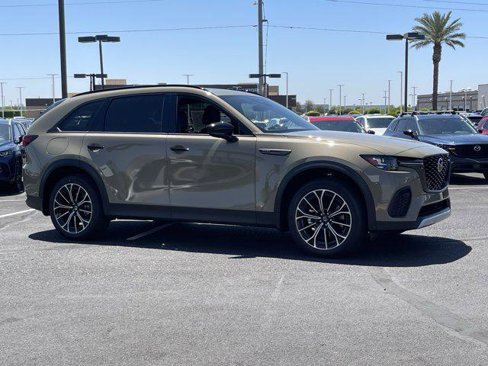 New 2025 MAZDA CX-70 Plug-In Hybrid w/ Premium Plus image 9