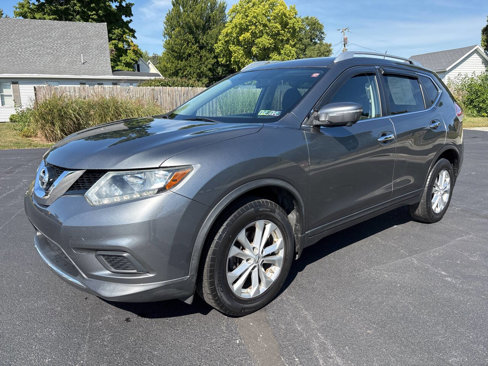 Used 2015 Nissan Rogue SV w/ SV Premium Package image 10