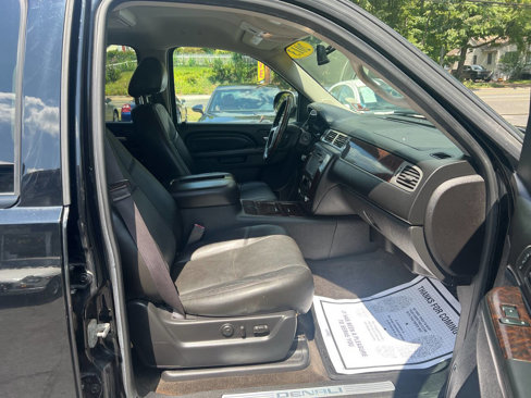 Used 2013 GMC Yukon XL Denali image 11