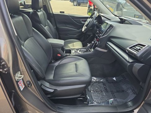 Used 2020 Subaru Forester Limited image 33