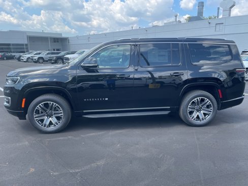 New 2025 Jeep Wagoneer 4WD image 3