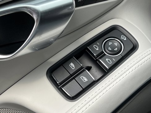 Used 2025 Porsche 718 Boxster GTS image 26