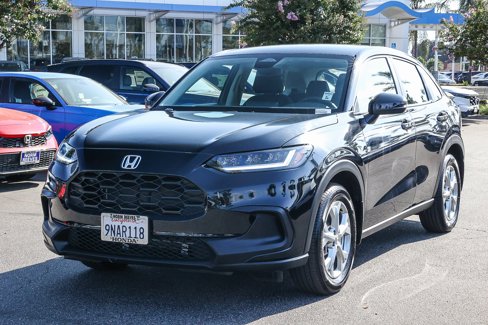 Certified 2025 Honda HR-V LX image 3
