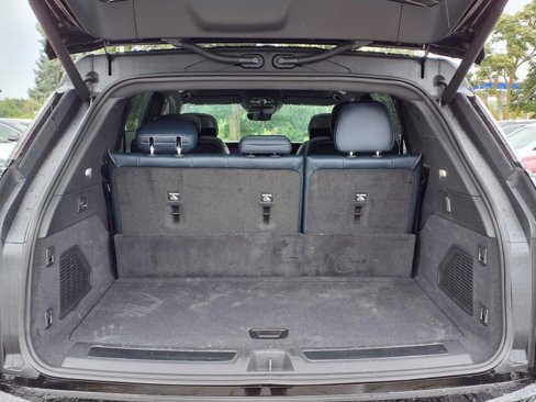 Used 2025 Cadillac Escalade IQ Sport 2 image 10