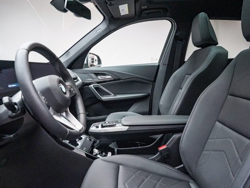 New 2026 BMW X1 xDrive28i w/ Technology Package image 19