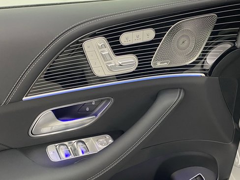 New 2025 Mercedes-Benz GLS 63 AMG 4MATIC image 24