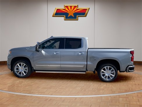 Used 2024 Chevrolet Silverado 1500 High Country w/ High Country Premium Package image 33