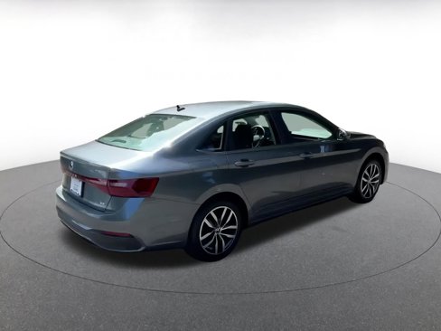 Used 2025 Volkswagen Jetta SE image 15