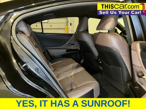 Used 2024 Lexus ES 350 w/ Premium Package image 12
