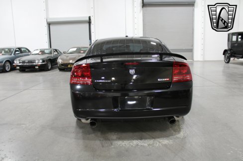 Used 2006 Dodge Charger SRT8 w/ SRT Option Group III image 4