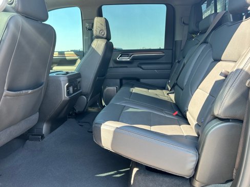Used 2024 GMC Sierra 2500 Denali w/ Denali Reserve Package image 15