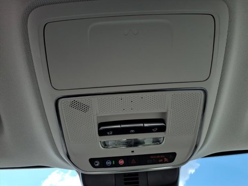 New 2026 GMC Acadia Denali w/ Super Cruise Package image 18