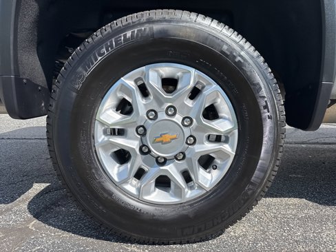 Used 2025 Chevrolet Silverado 3500 LTZ w/ LTZ Plus Package image 10