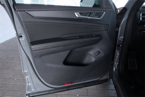 New 2026 Volkswagen Atlas Cross Sport SEL Premium R-Line image 10