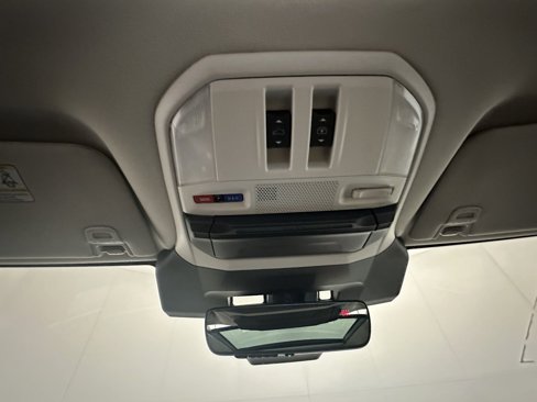 New 2025 Subaru Ascent Limited image 10