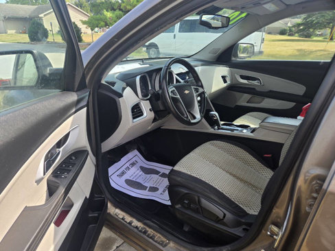 Used 2010 Chevrolet Equinox LS image 9