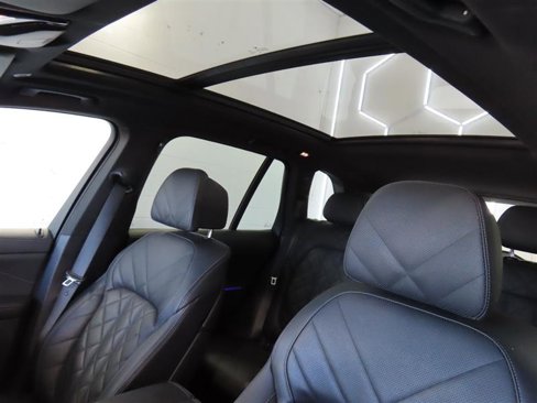 Used 2024 BMW X5 sDrive40i w/ Premium Package image 19