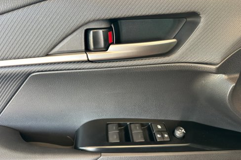 New 2026 Toyota Camry SE w/ Multimedia Upgrade Package image 9