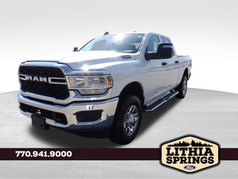 Used 2024 RAM 2500 Tradesman w/ Chrome Appearance Group image 3