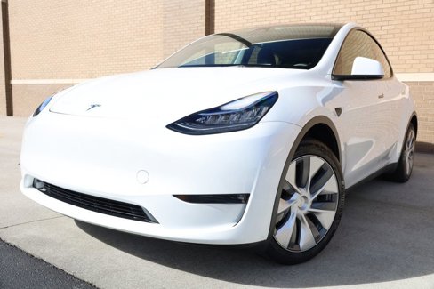 Used 2023 Tesla Model Y Long Range image 5