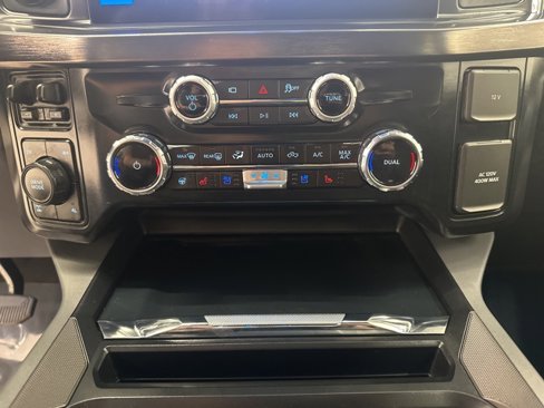 New 2026 Ford F250 Lariat image 29