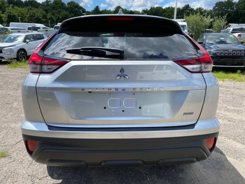 New 2024 Mitsubishi Eclipse Cross LE image 4