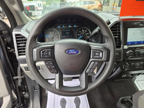 Used 2020 Ford F150 4x4 SuperCrew image 12