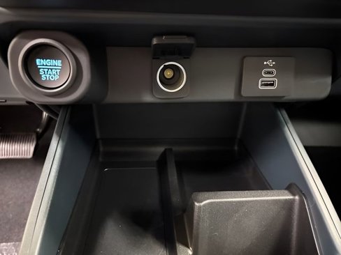 New 2025 Ford Maverick XLT w/ XLT Luxury Package image 26