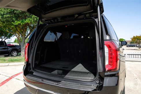 Used 2022 GMC Yukon XL SLT w/ SLT Luxury Package image 56
