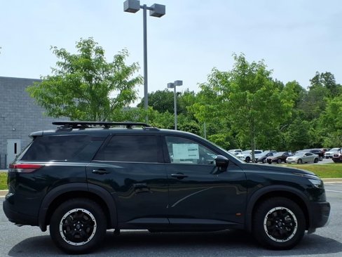 New 2025 Nissan Pathfinder Rock Creek image 9