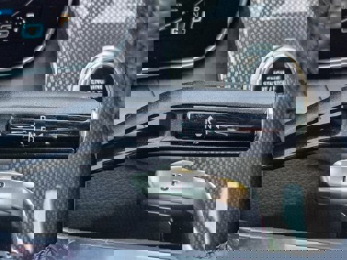 New 2025 Mercedes-Benz GLC 43 AMG 4MATIC image 17