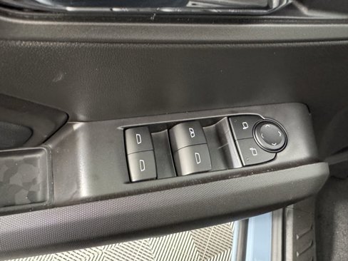 New 2025 Chevrolet Colorado LT w/ LT Convenience Package image 13