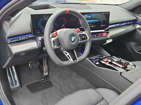 New 2026 BMW M5 w/ Executive Package image 10