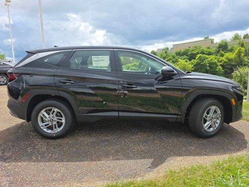 New 2025 Hyundai Tucson SE image 21