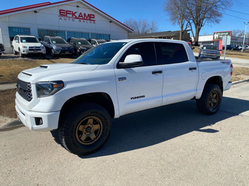 Used 2019 Toyota Tundra SR5 image 1