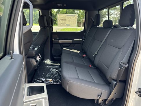 New 2025 Ford F150 XLT w/ Equipment Group 302A MID image 7