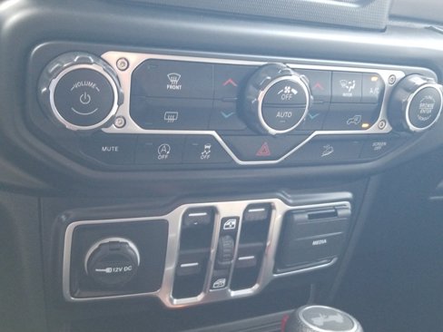 Used 2020 Jeep Wrangler Unlimited Sport S image 11