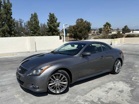 Used 2011 INFINITI G37 Sport w/ Premium Pkg image 3