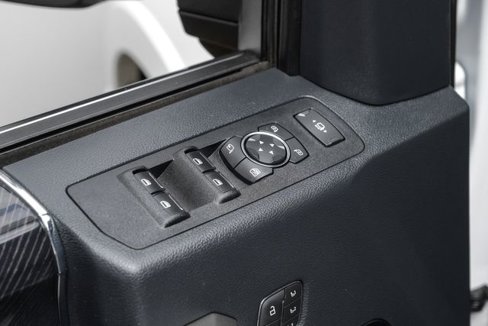 Used 2022 Ford F250 Platinum w/ Tremor Off-Road Package image 42