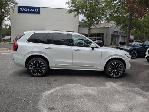 New 2026 Volvo XC90 B6 Plus w/ Protection Package Premier image 3