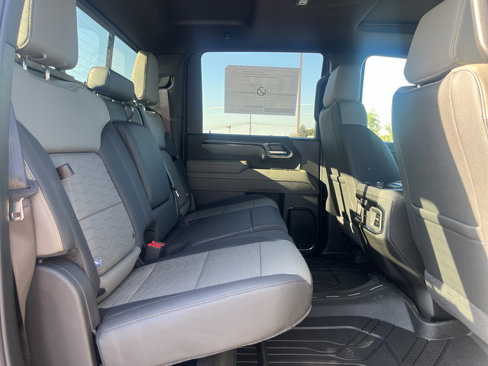 New 2026 Chevrolet Silverado 2500 ZR2 image 13