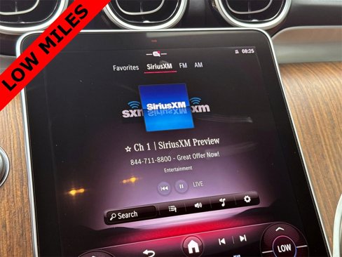 Used 2024 Mercedes-Benz GLC 300 image 23