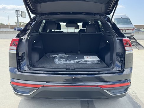 New 2026 Volkswagen Atlas Cross Sport SE image 9