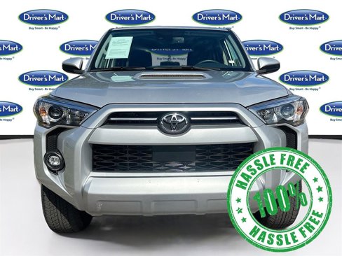 Used 2024 Toyota 4Runner TRD Off-Road image 2