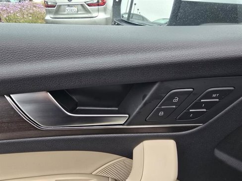 Certified 2025 Audi Q5 2.0T Premium Plus w/ Premium Plus Package image 27