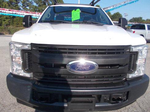 Used 2018 Ford F250 XL w/ Power Equipment Group image 2