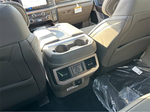 New 2025 Ford F250 Platinum w/ Platinum Plus Package image 23