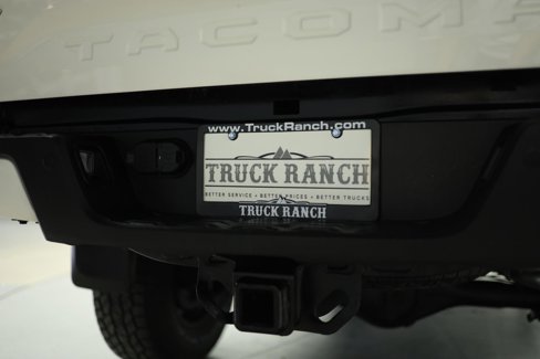 Used 2022 Toyota Tacoma TRD Off-Road image 12