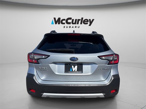 New 2025 Subaru Outback Limited image 4